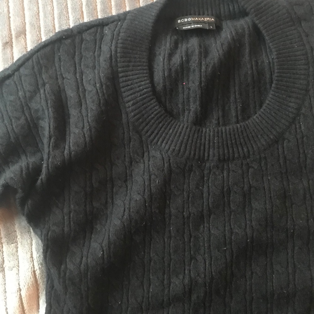3 for $20 🌟 Soft BCBG black sweater